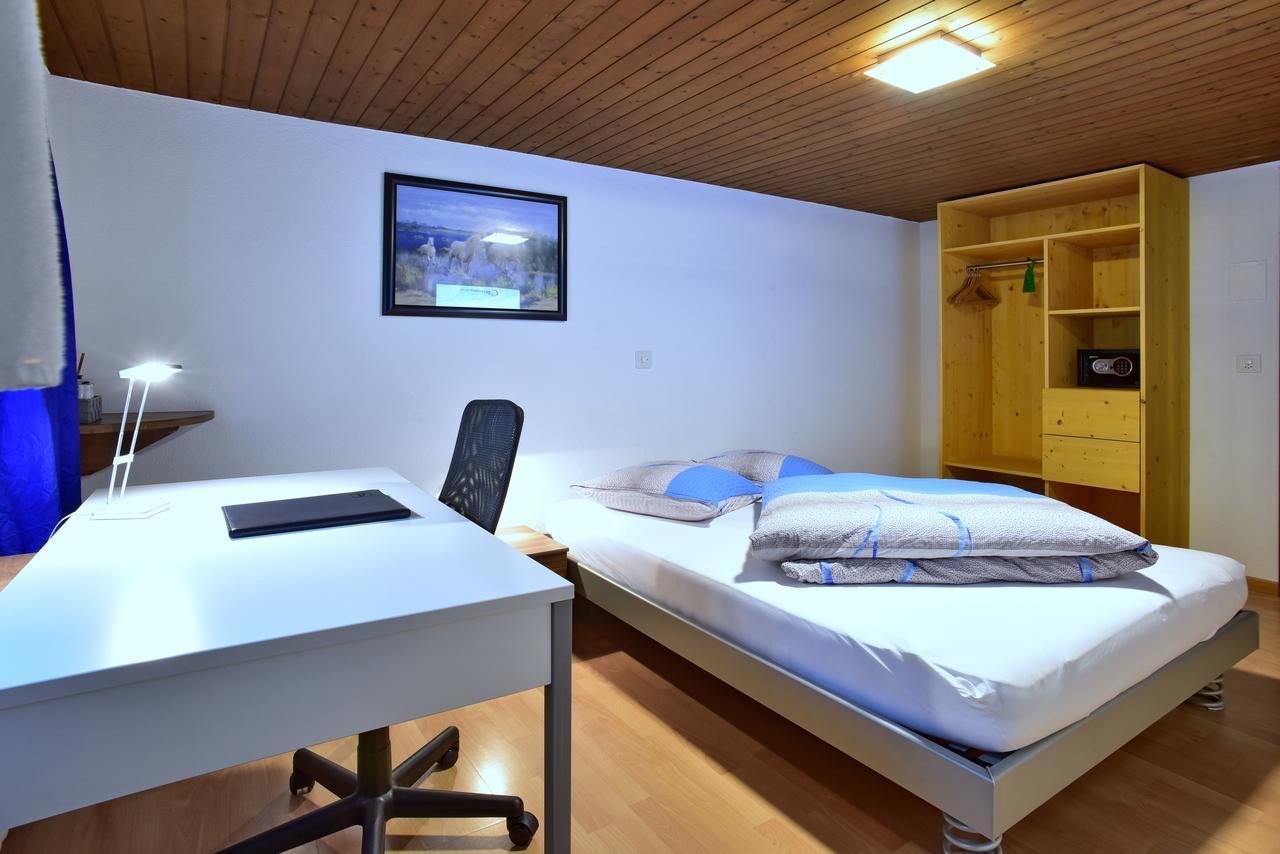 Hotel Freihof Glarus Exterior photo